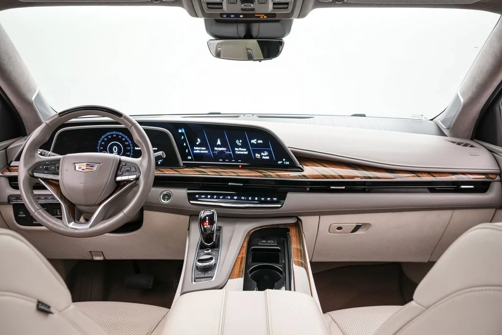 2023 Cadillac Escalade 5th Gen - Image 17 of 21