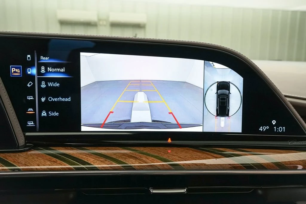 2023 Cadillac Escalade 5th Gen - Image 19 of 21