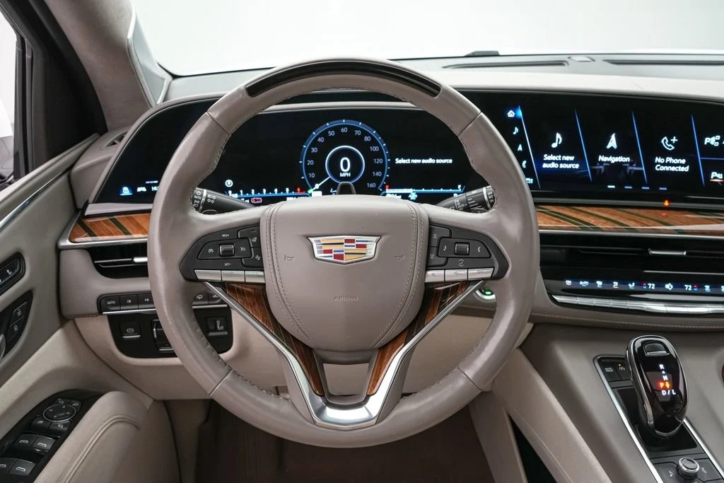 2023 Cadillac Escalade 5th Gen - Image 15 of 21