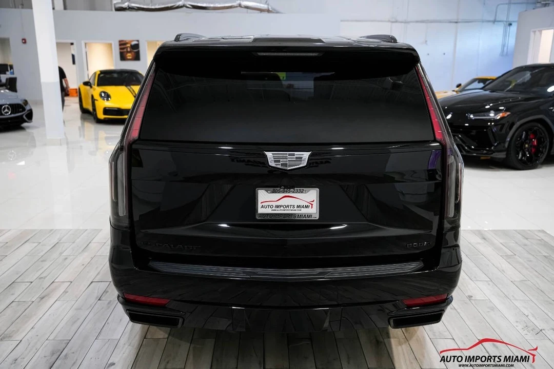 2023 Cadillac Escalade 5th Gen - Image 21 of 21