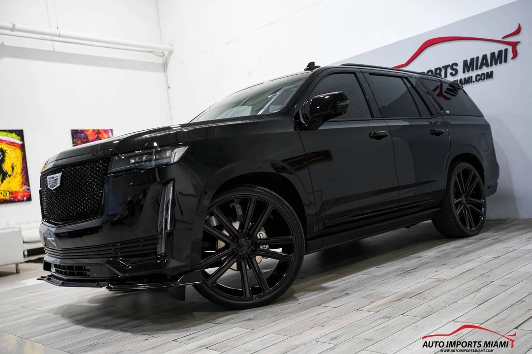 2023 Cadillac Escalade 5th Gen - Image 4 of 21