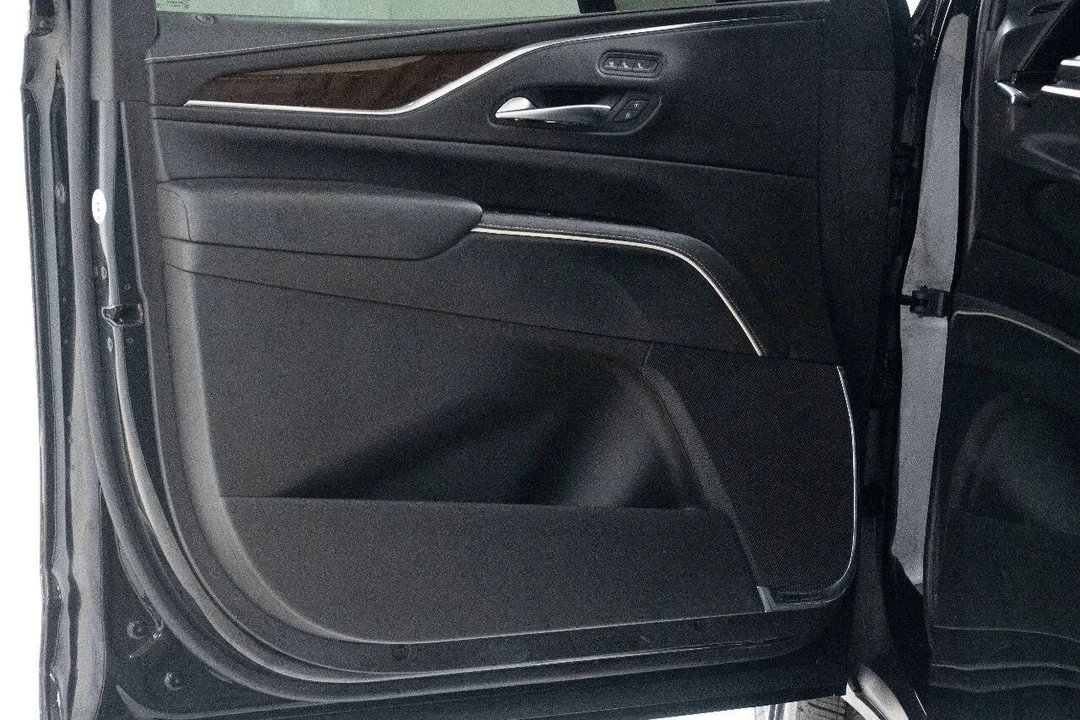 2023 Cadillac Escalade 5th Gen - Image 21 of 21