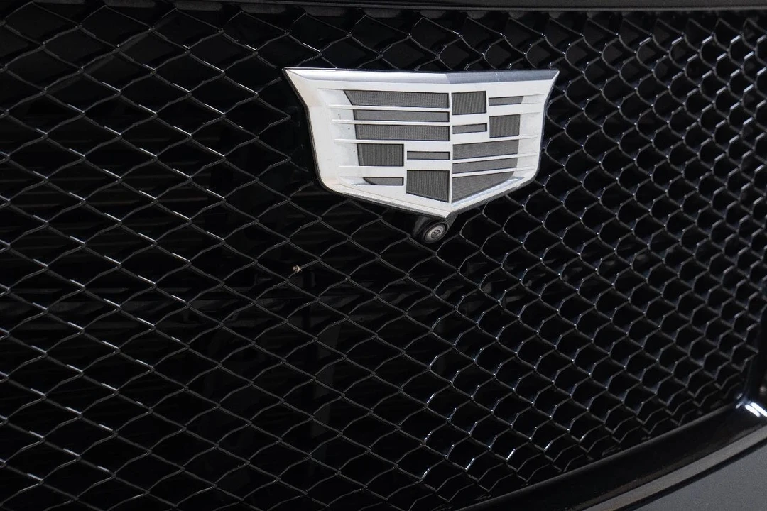 2023 Cadillac Escalade 5th Gen - Image 11 of 21