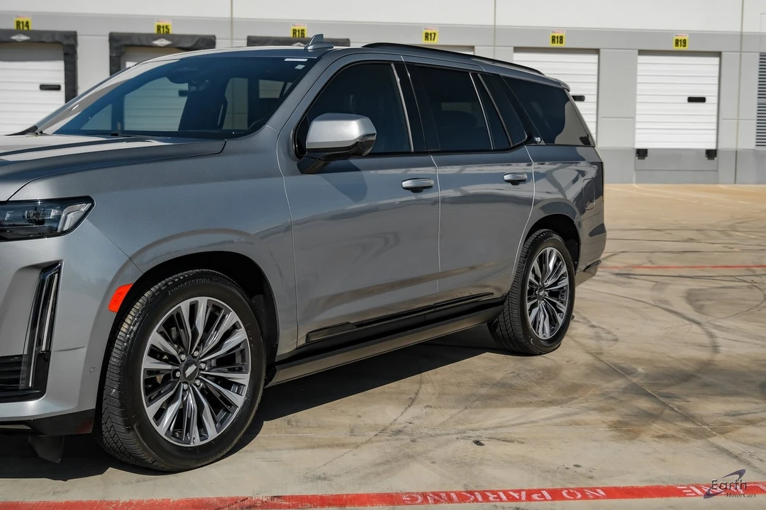 2023 Cadillac Escalade 5th Gen - Image 6 of 12