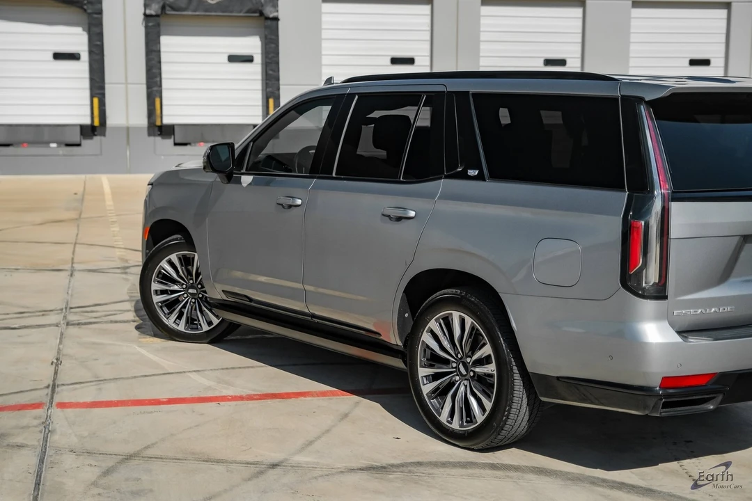 2023 Cadillac Escalade 5th Gen - Image 12 of 12