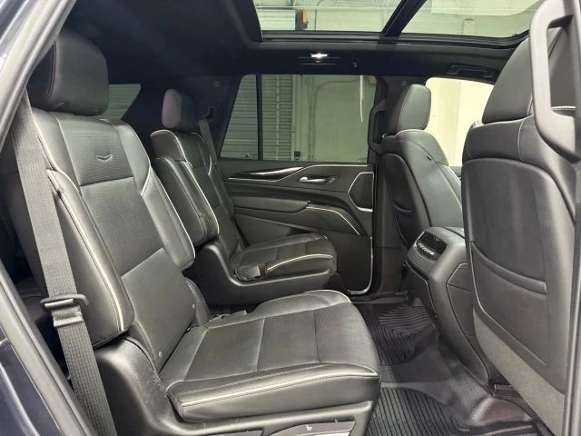 2023 Cadillac Escalade 5th Gen - Image 17 of 21