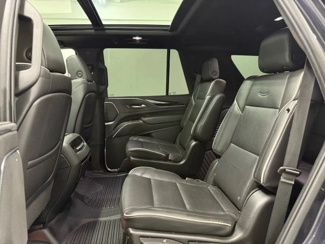 2023 Cadillac Escalade 5th Gen - Image 18 of 21