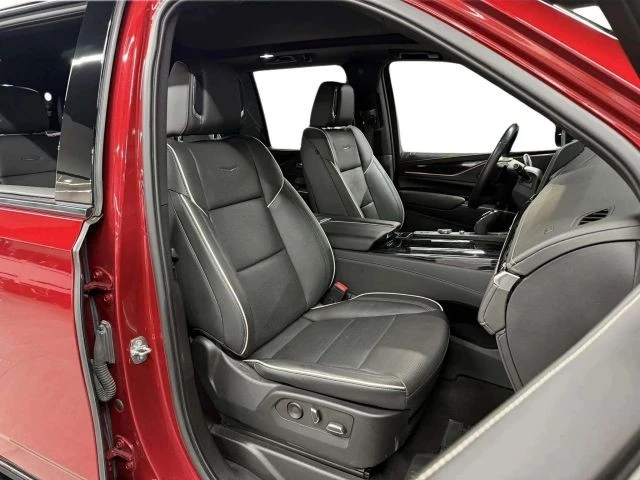 2023 Cadillac Escalade 5th Gen - Image 16 of 21