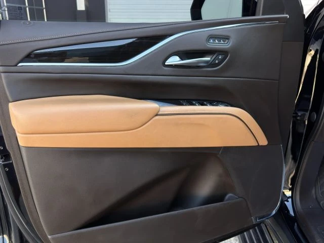 2023 Cadillac Escalade 5th Gen - Image 10 of 21