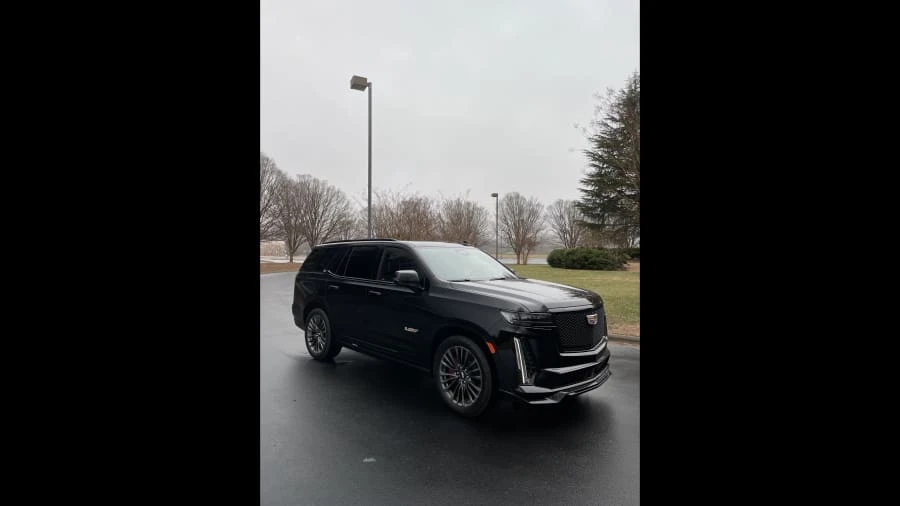 2023 Cadillac Escalade-V 5th Gen - Image 15 of 15