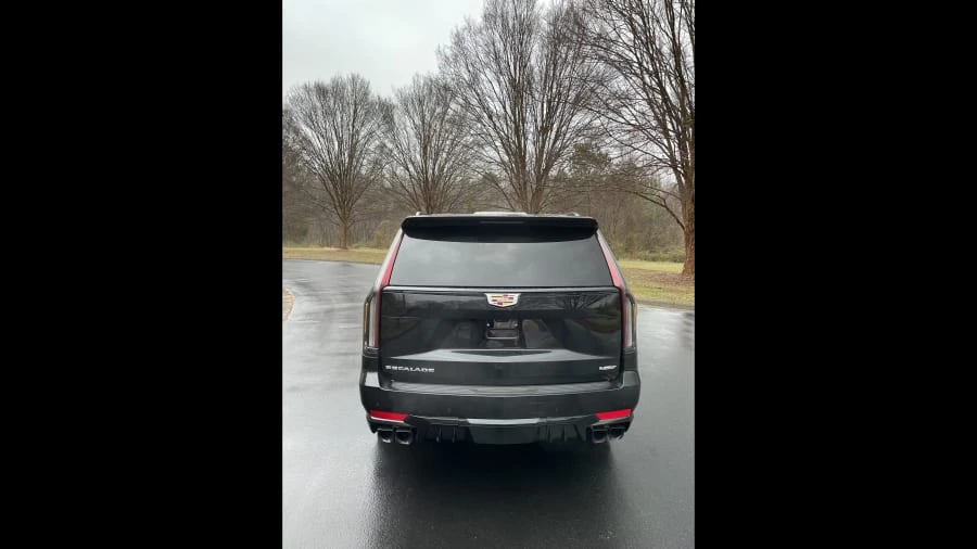 2023 Cadillac Escalade-V 5th Gen - Image 13 of 15