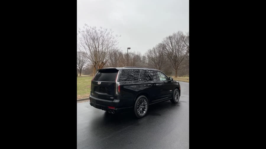 2023 Cadillac Escalade-V 5th Gen - Image 12 of 15