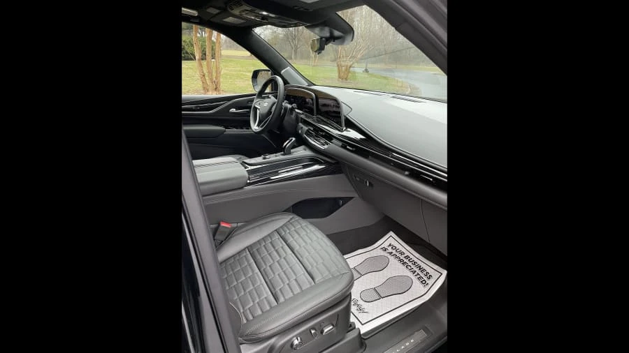 2023 Cadillac Escalade-V 5th Gen - Image 7 of 15