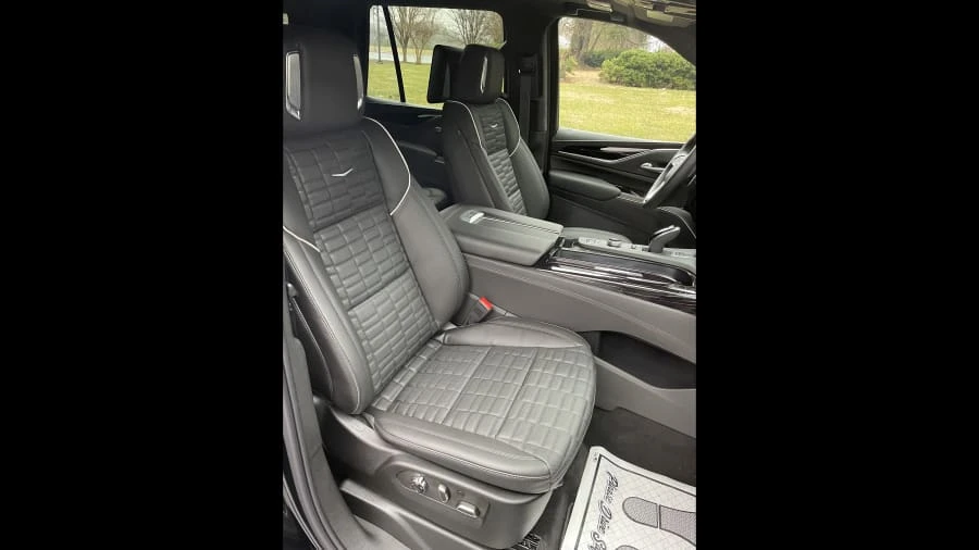 2023 Cadillac Escalade-V 5th Gen - Image 5 of 15
