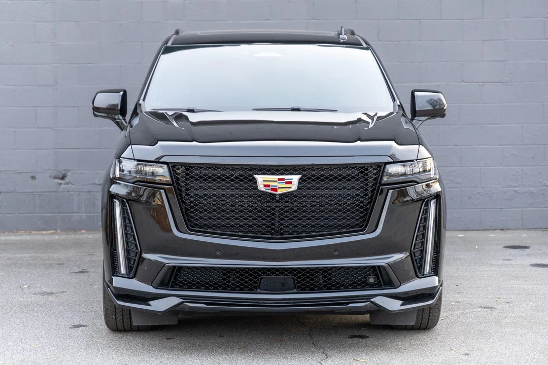 2023 Cadillac Escalade-V 5th Gen - Image 21 of 31