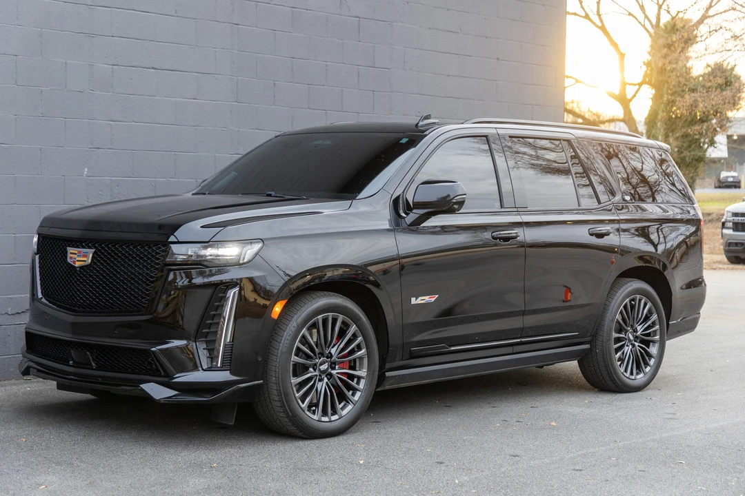 2023 Cadillac Escalade-V 5th Gen - Image 4 of 31