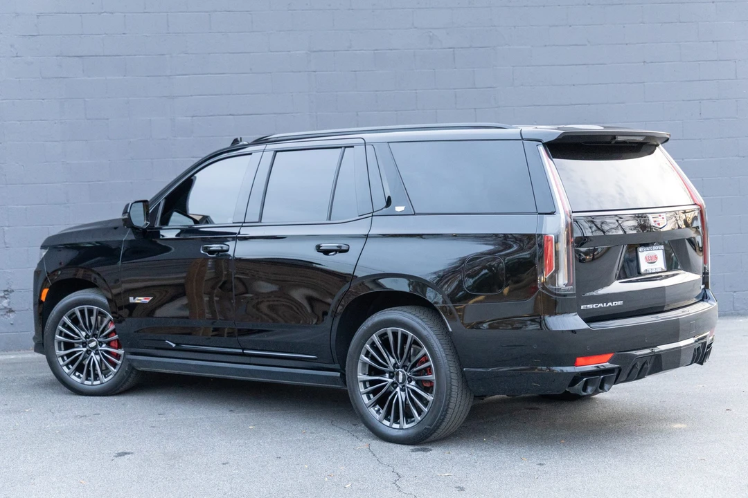 2023 Cadillac Escalade-V 5th Gen - Image 7 of 31