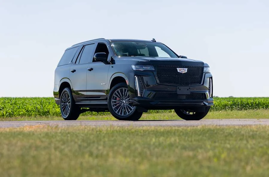 2023 Cadillac Escalade-V 5th Gen - Image 12 of 28