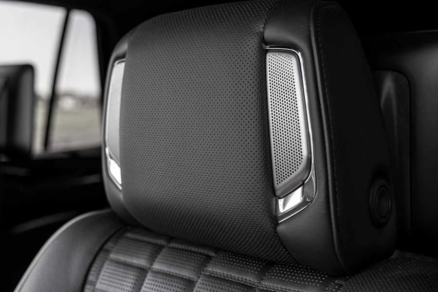 2023 Cadillac Escalade-V 5th Gen - Image 20 of 28