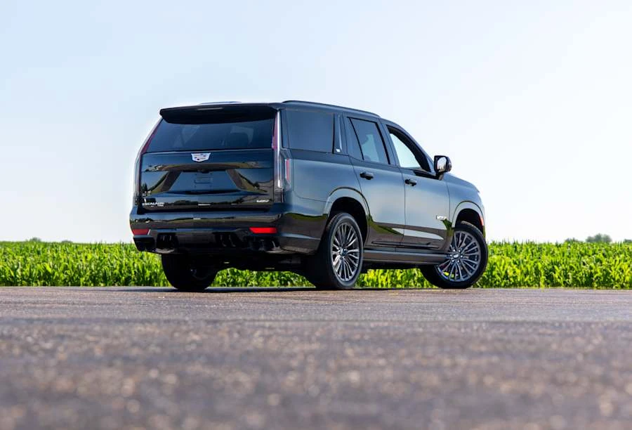 2023 Cadillac Escalade-V 5th Gen - Image 3 of 28