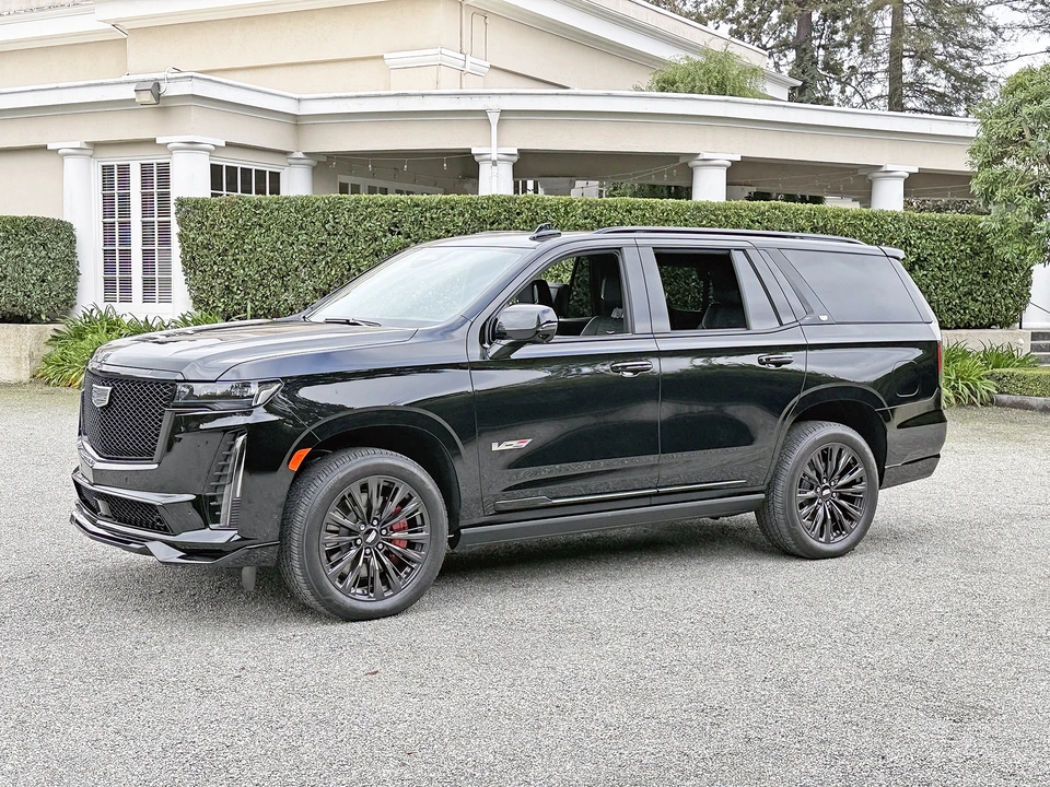 2023 Cadillac Escalade-V 5th Gen - Image 6 of 31