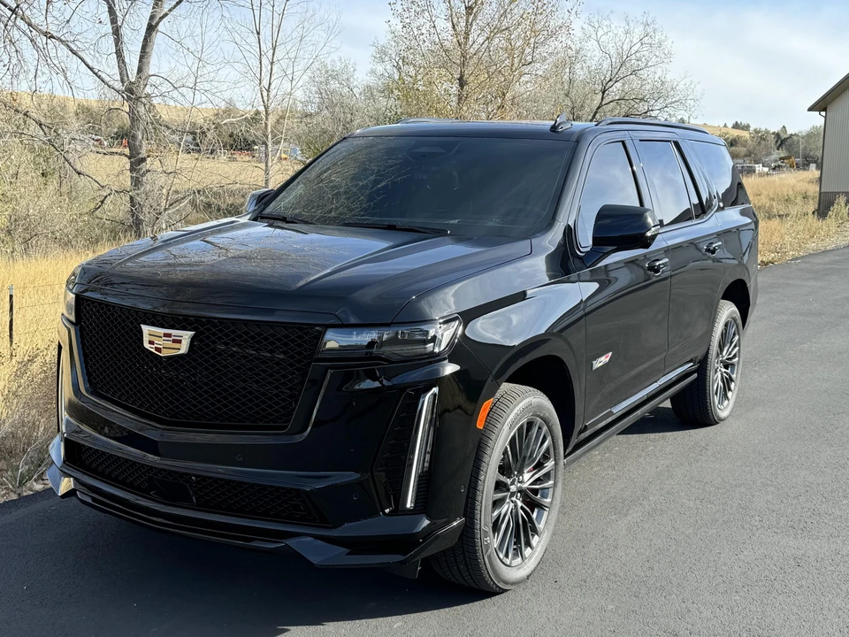 2023 Cadillac Escalade-V 5th Gen - Image 3 of 31
