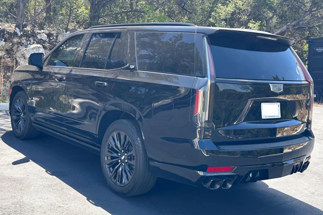 2023 Cadillac Escalade-V 5th Gen - Image 4 of 31