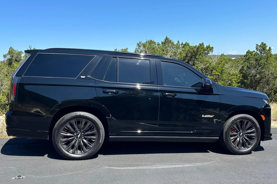 2023 Cadillac Escalade-V 5th Gen - Image 3 of 31
