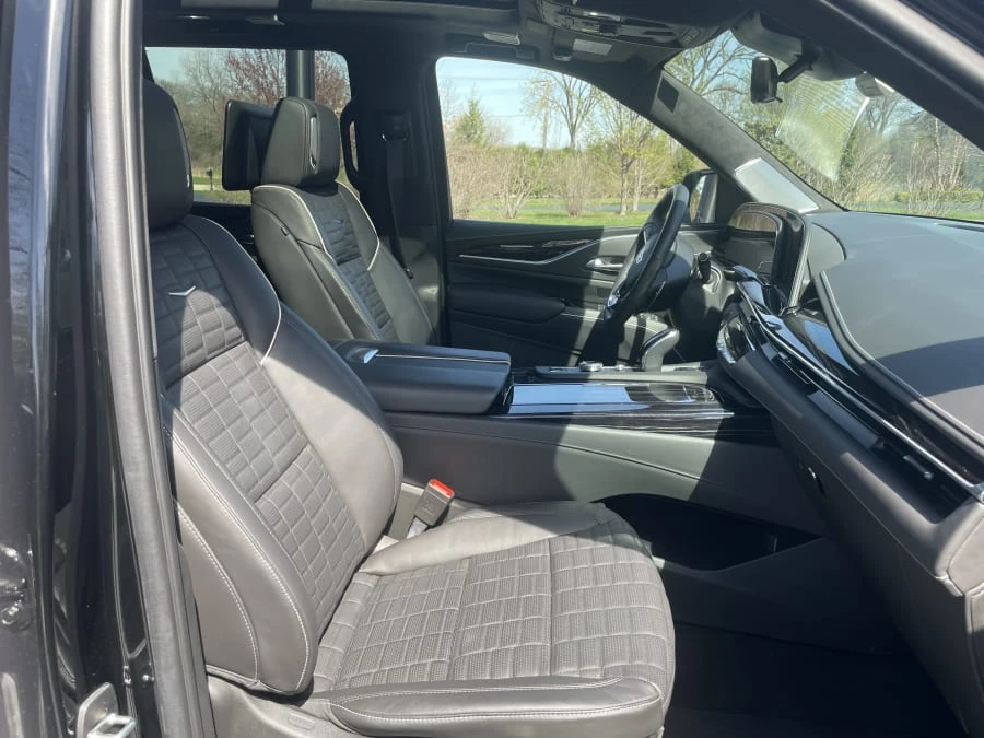 2023 Cadillac Escalade-V 5th Gen - Image 13 of 26