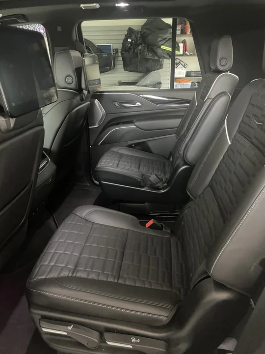 2023 Cadillac Escalade-V 5th Gen - Image 12 of 26