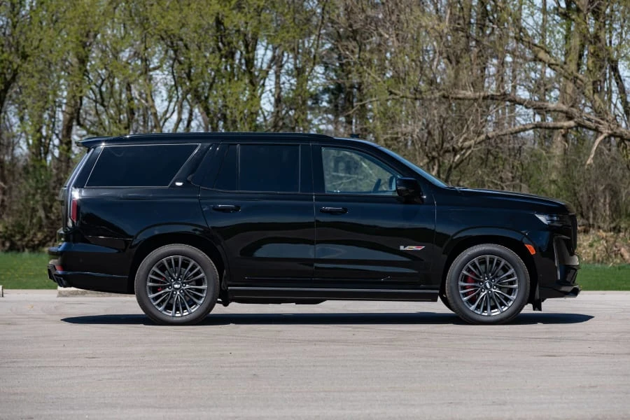 2023 Cadillac Escalade-V 5th Gen - Image 7 of 31