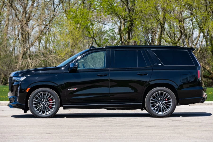 2023 Cadillac Escalade-V 5th Gen - Image 2 of 31