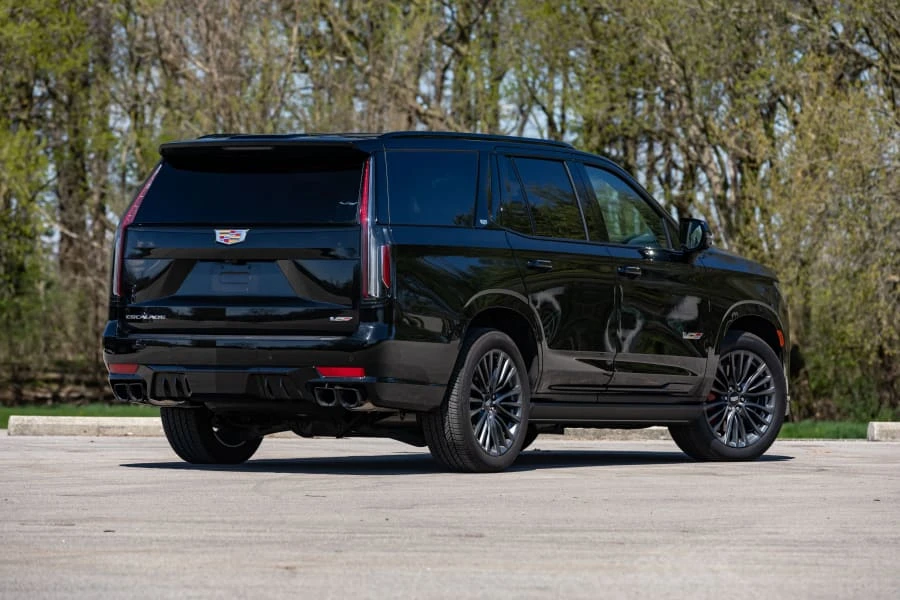 2023 Cadillac Escalade-V 5th Gen - Image 3 of 31