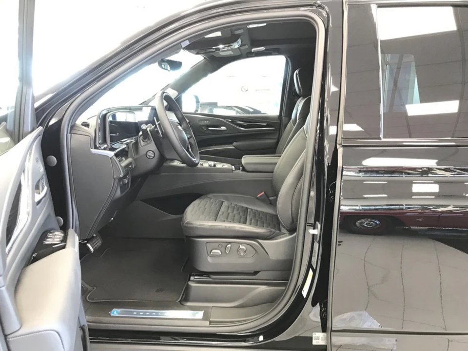 2023 Cadillac Escalade-V 5th Gen - Image 31 of 31
