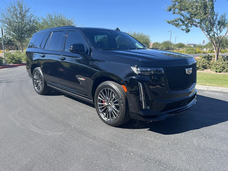 2023 Cadillac Escalade-V 5th Gen - Image 3 of 31