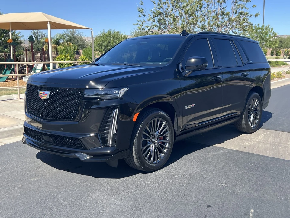 2023 Cadillac Escalade-V 5th Gen - Image 7 of 31