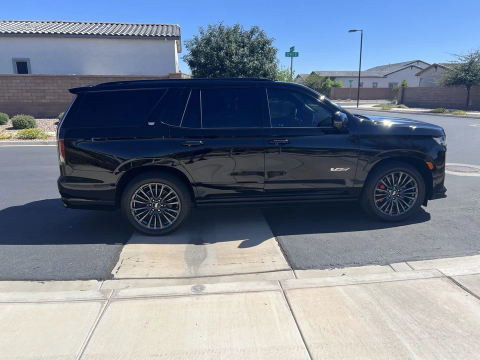 2023 Cadillac Escalade-V 5th Gen - Image 20 of 31