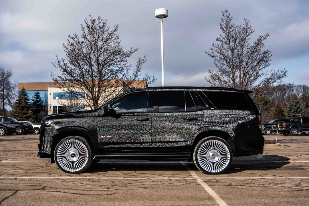 2023 Cadillac Escalade-V 5th Gen - Image 8 of 31