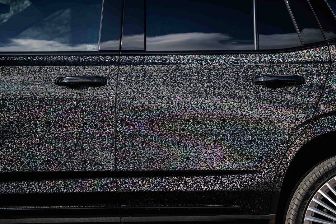2023 Cadillac Escalade-V 5th Gen - Image 27 of 31