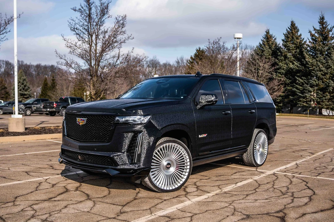 2023 Cadillac Escalade-V 5th Gen - Image 2 of 31