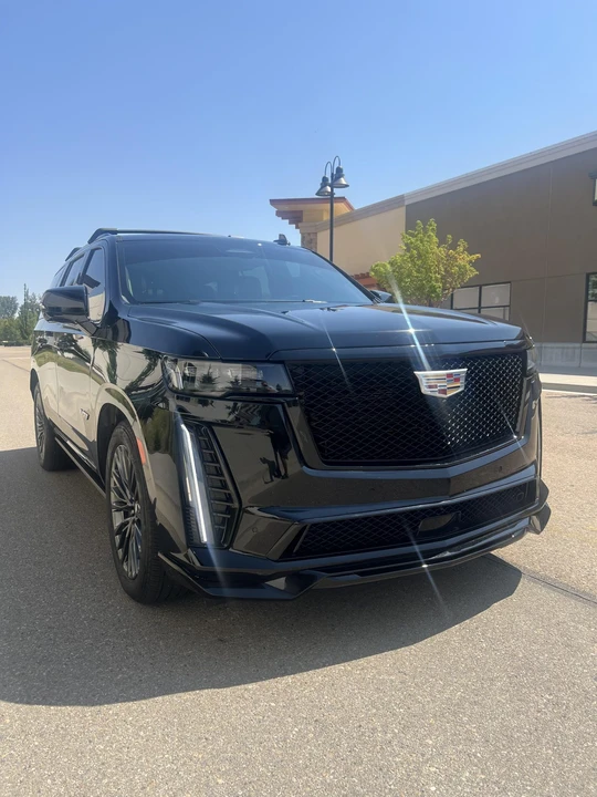 2023 Cadillac Escalade-V 5th Gen - Image 10 of 31