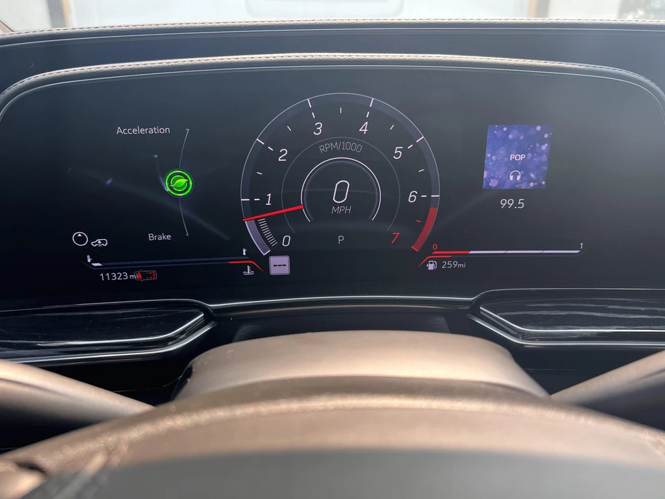2023 Cadillac Escalade-V 5th Gen - Image 21 of 31