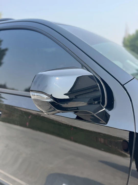 2023 Cadillac Escalade-V 5th Gen - Image 13 of 31