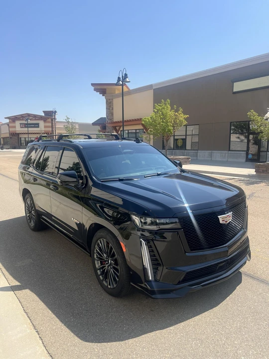 2023 Cadillac Escalade-V 5th Gen - Image 9 of 31