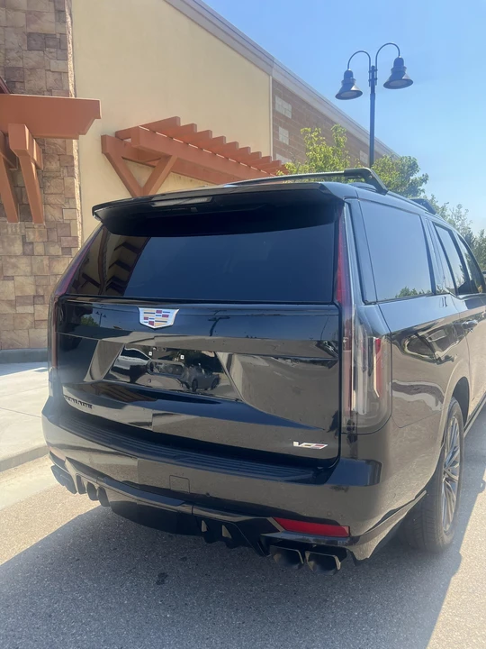 2023 Cadillac Escalade-V 5th Gen - Image 11 of 31
