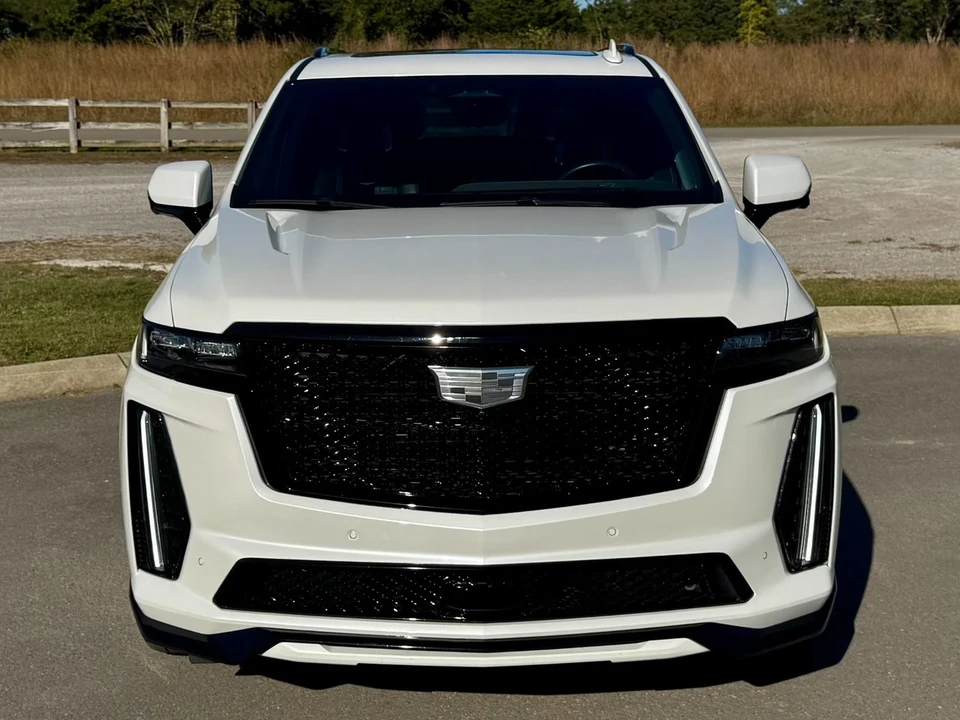2023 Cadillac Escalade-V 5th Gen - Image 7 of 12