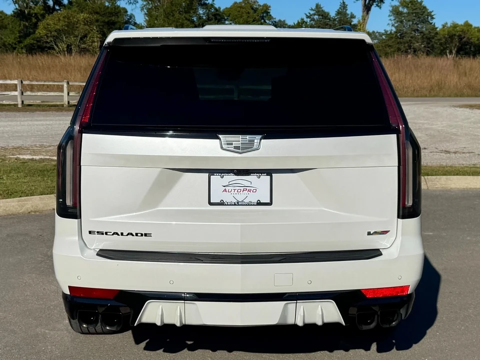 2023 Cadillac Escalade-V 5th Gen - Image 8 of 12
