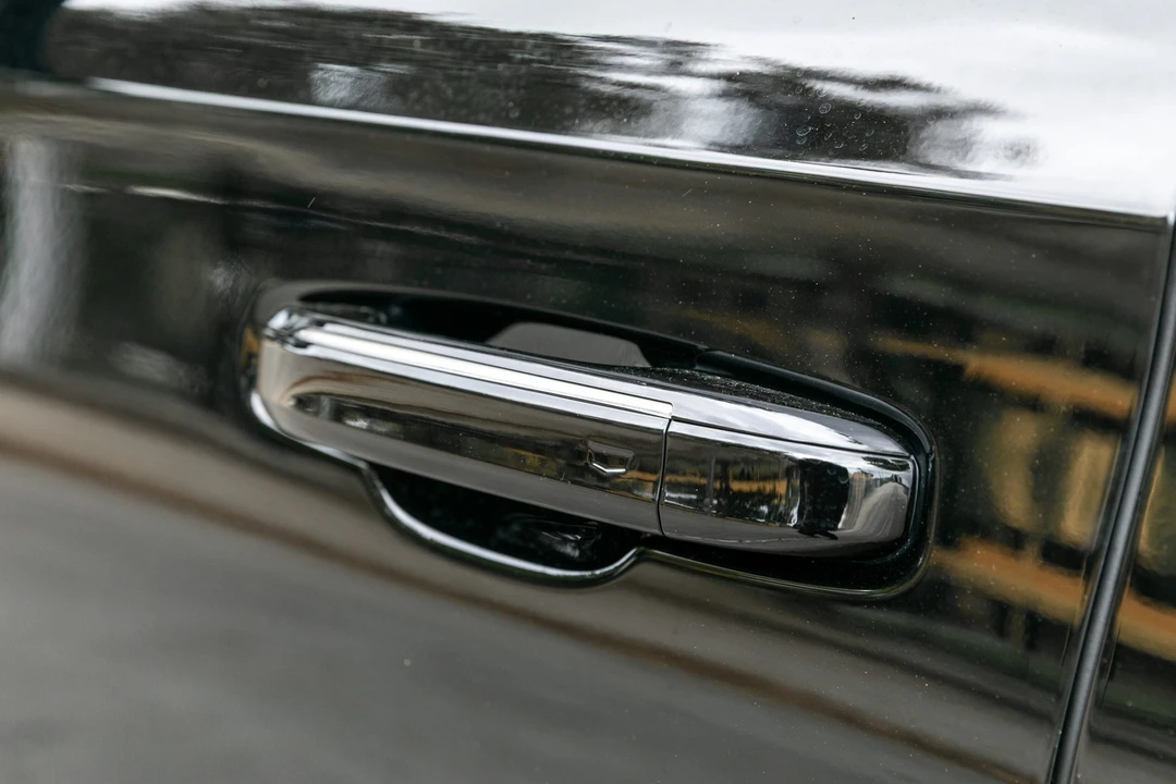 2023 Cadillac Escalade-V 5th Gen - Image 31 of 31