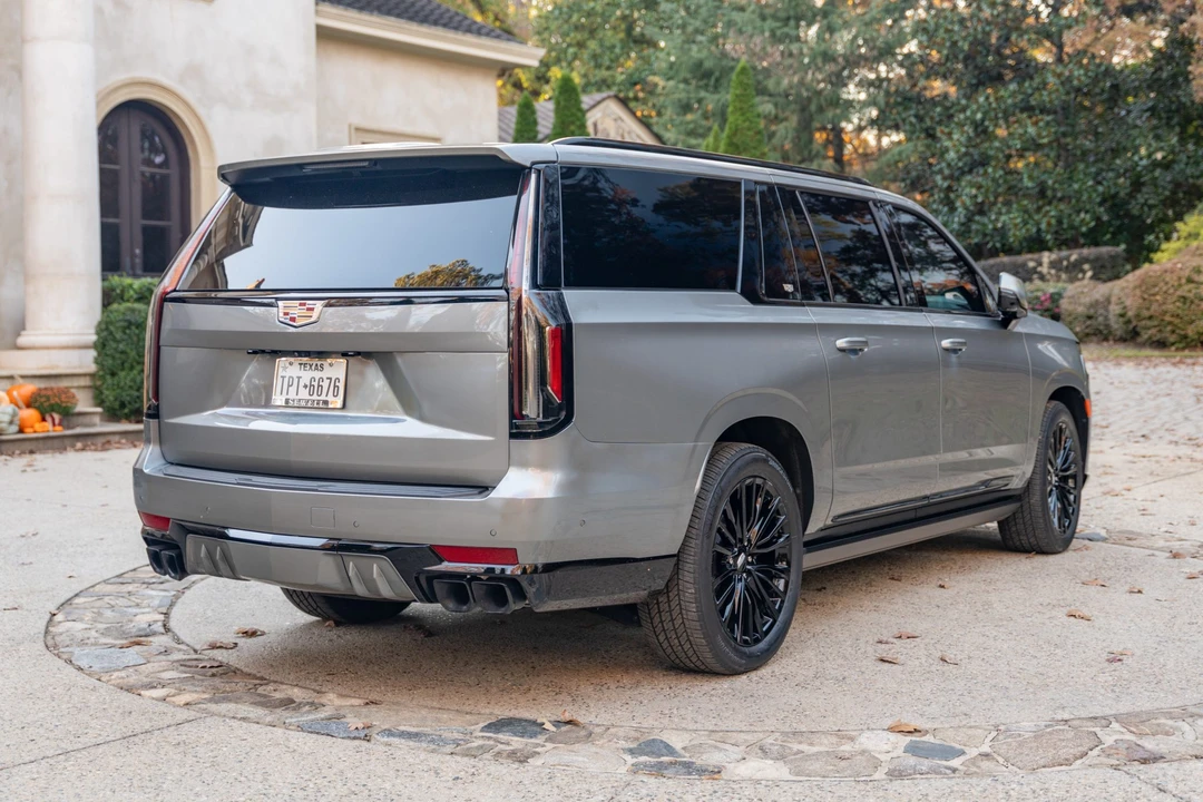 2023 Cadillac Escalade-V 5th Gen - Image 6 of 31