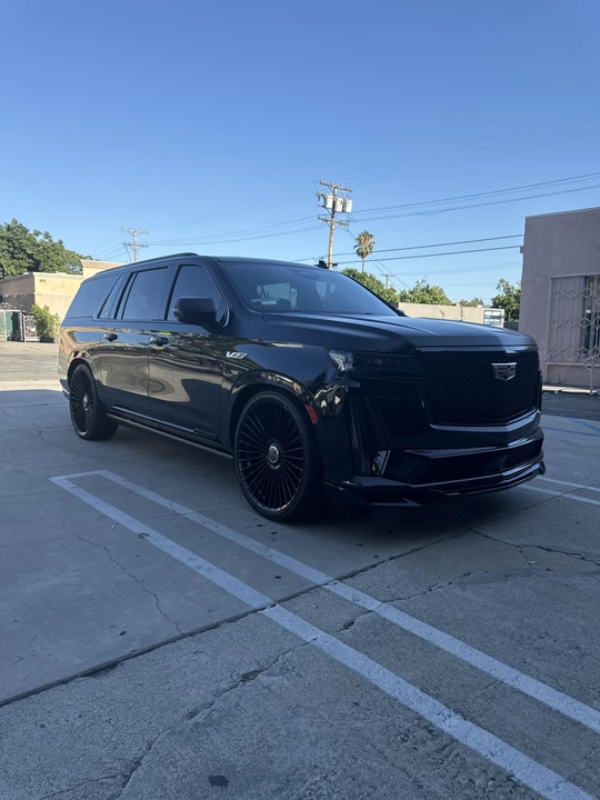 2023 Cadillac Escalade-V 5th Gen - Image 6 of 31